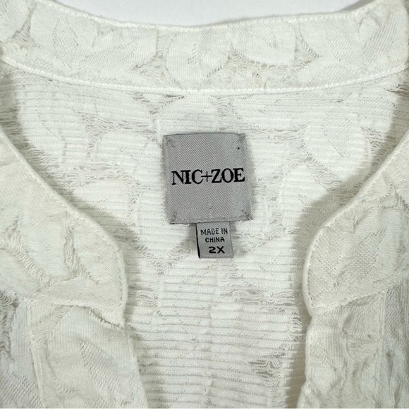 Nic And Zoe Plus Size Petal Lace Top White Size 2X Shirt - Picture 4 of 6